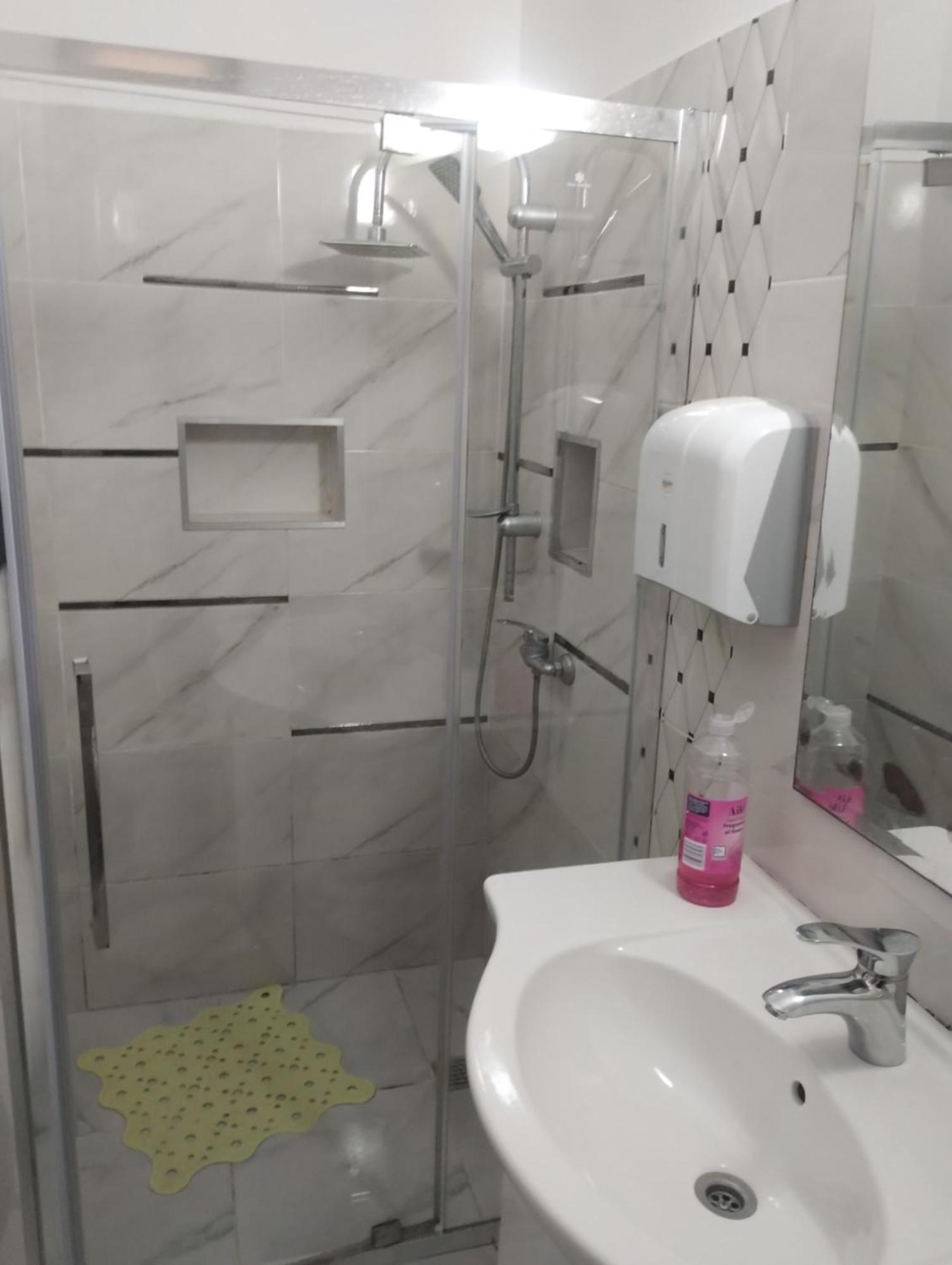 Hostel Antonia *
